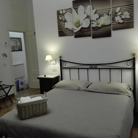 Bed and Breakfast Napoli Pietrasanta Lt Zewnętrze zdjęcie