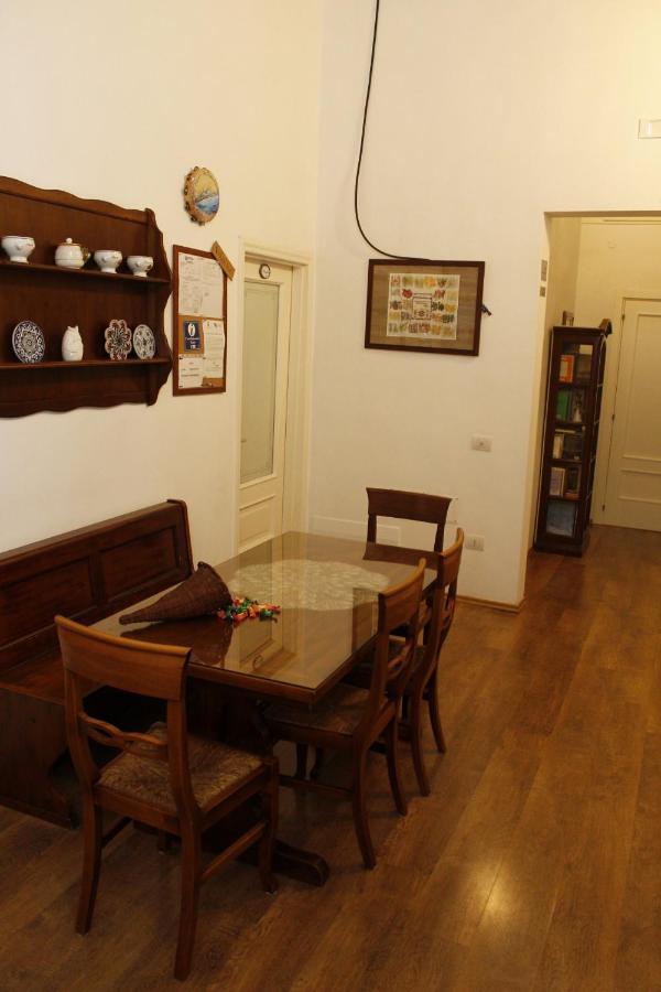 Bed and Breakfast Napoli Pietrasanta Lt Zewnętrze zdjęcie