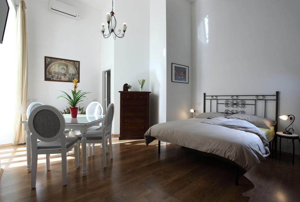 Bed and Breakfast Napoli Pietrasanta Lt Zewnętrze zdjęcie